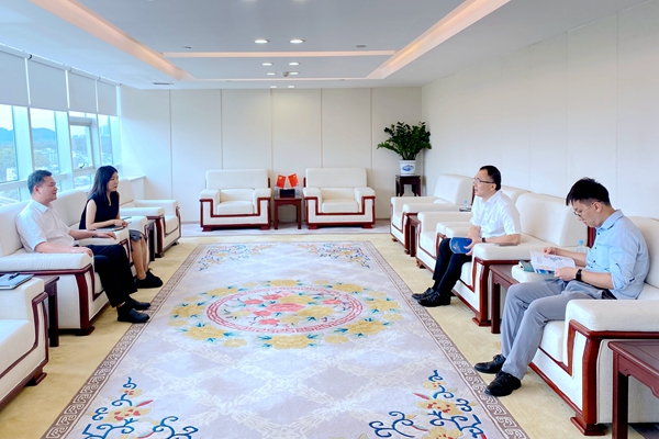 中小擔(dān)保與進(jìn)出口銀行廣西分行、郵儲銀行廣西區(qū)分行洽談業(yè)務(wù)合作